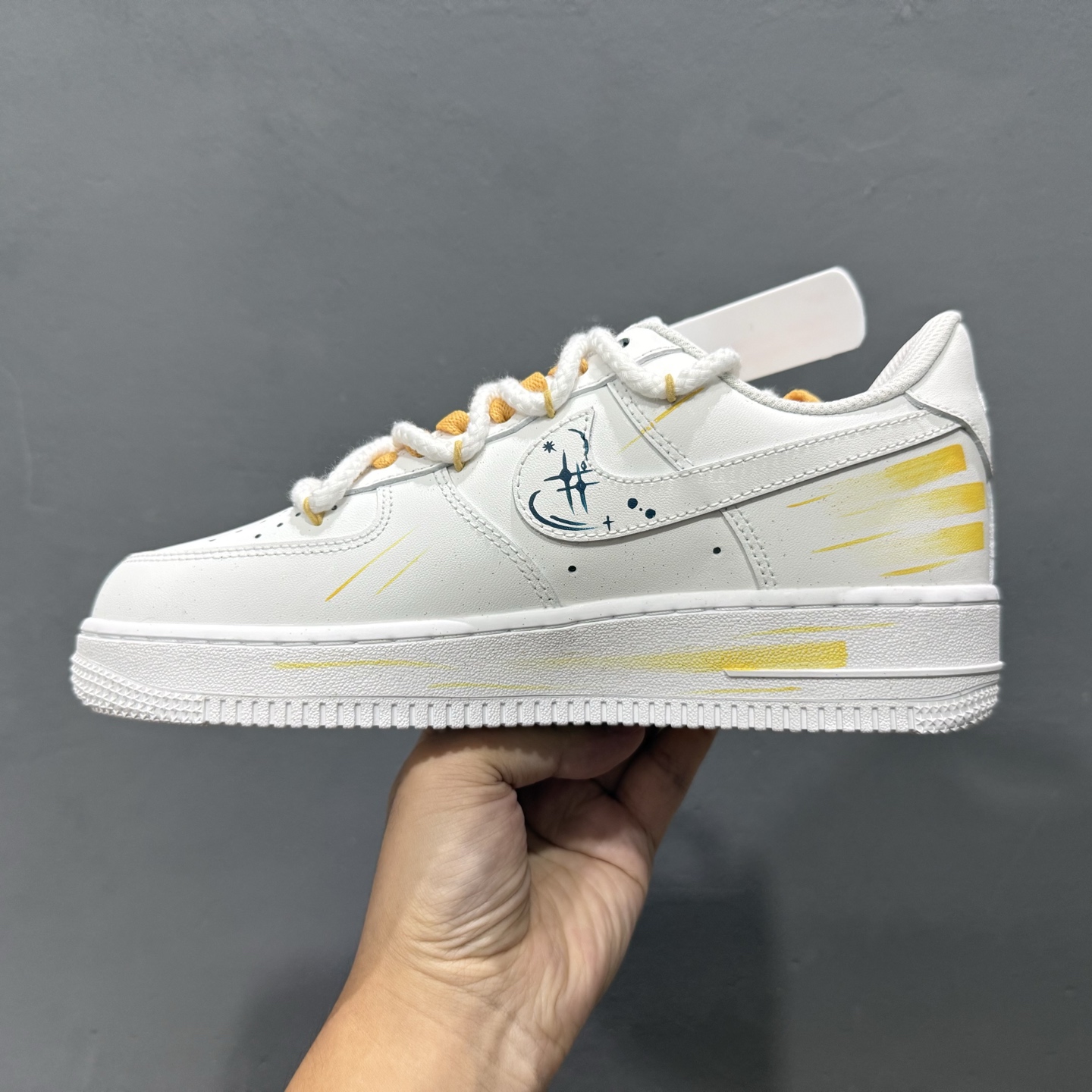 Nike Air Force 1'07 Low ”Leo” 手绘涂鸦十二星座系列 狮子座 空军一号低帮休闲板鞋