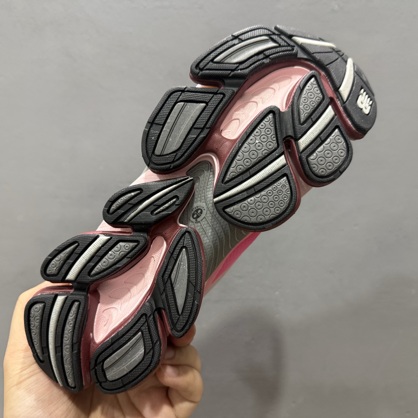 ￥220 New Balance 2000复古老爹风休闲运动慢跑鞋 U2000PBC