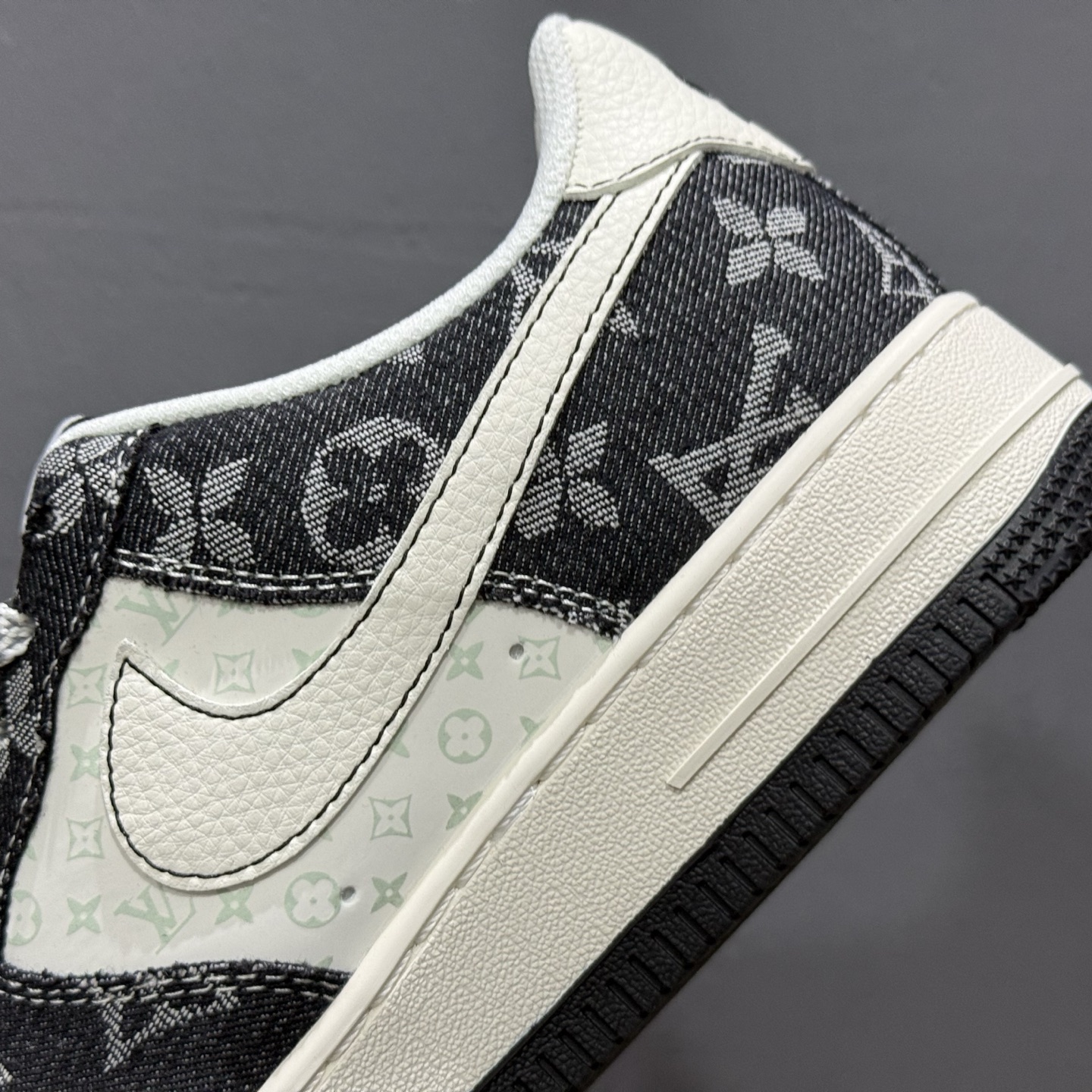 Nike Air Force 1'07 Low LV联名 牛仔米黑缝线 空军一号低帮休闲板鞋 MZ9588-815