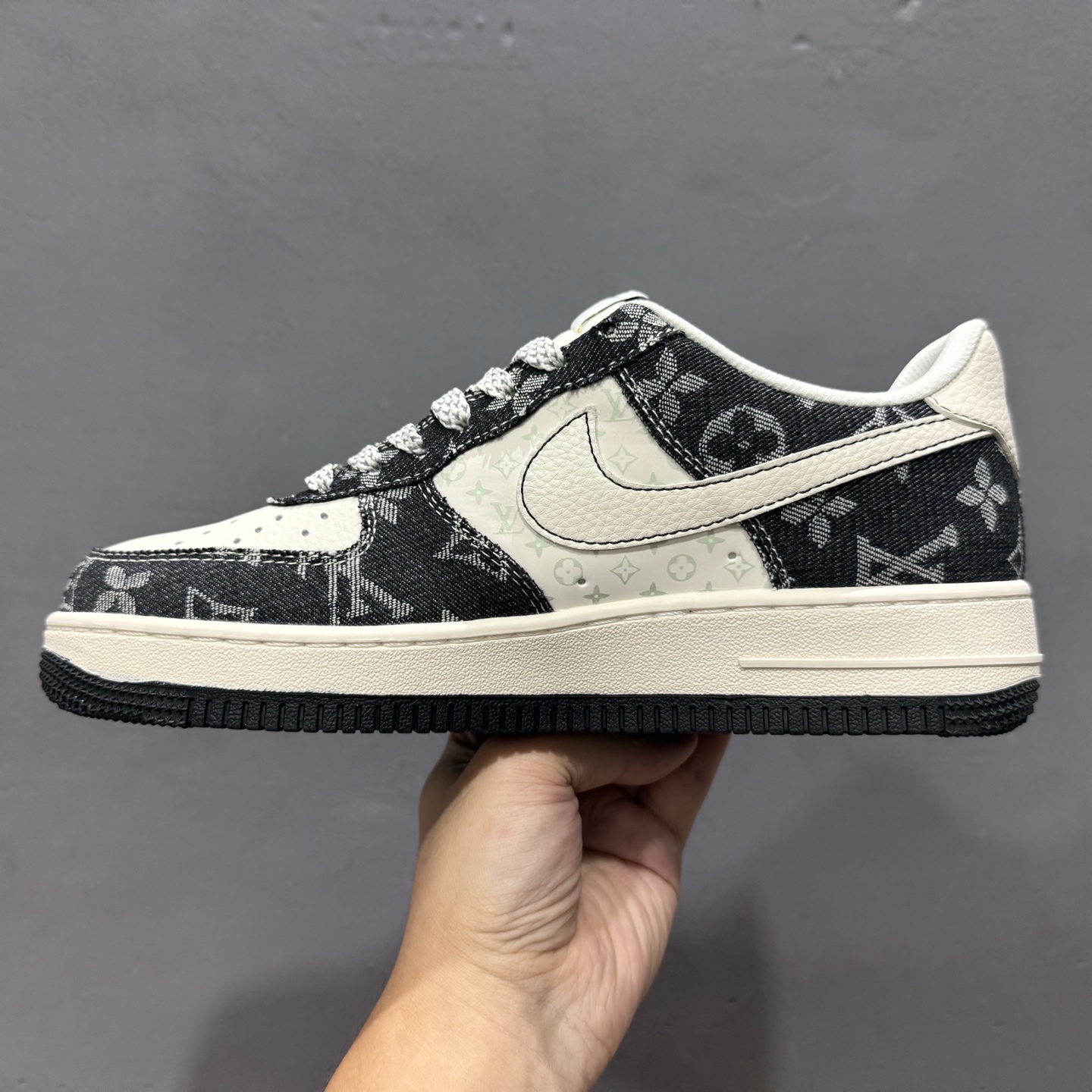 Nike Air Force 1'07 Low LV联名 牛仔米黑缝线 空军一号低帮休闲板鞋 MZ9588-815