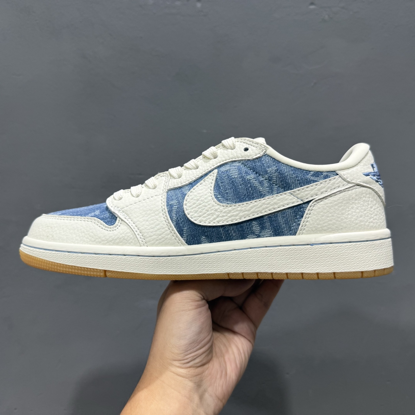 Travis Scott x Fragment Design x Air Jordan 1 Low SP AJ1 乔1 LV联名 白蓝牛仔 低帮文化休闲板鞋 SC0601-053