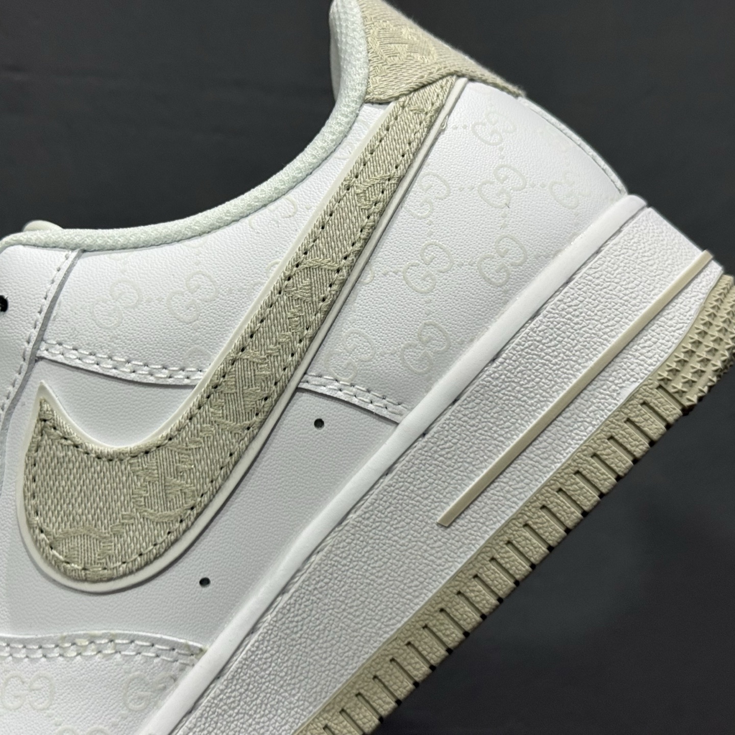 Nike Air Force 1'07 Low 古驰联名 米灰牛仔夜光 空军一号低帮休闲板鞋 XX3168-197