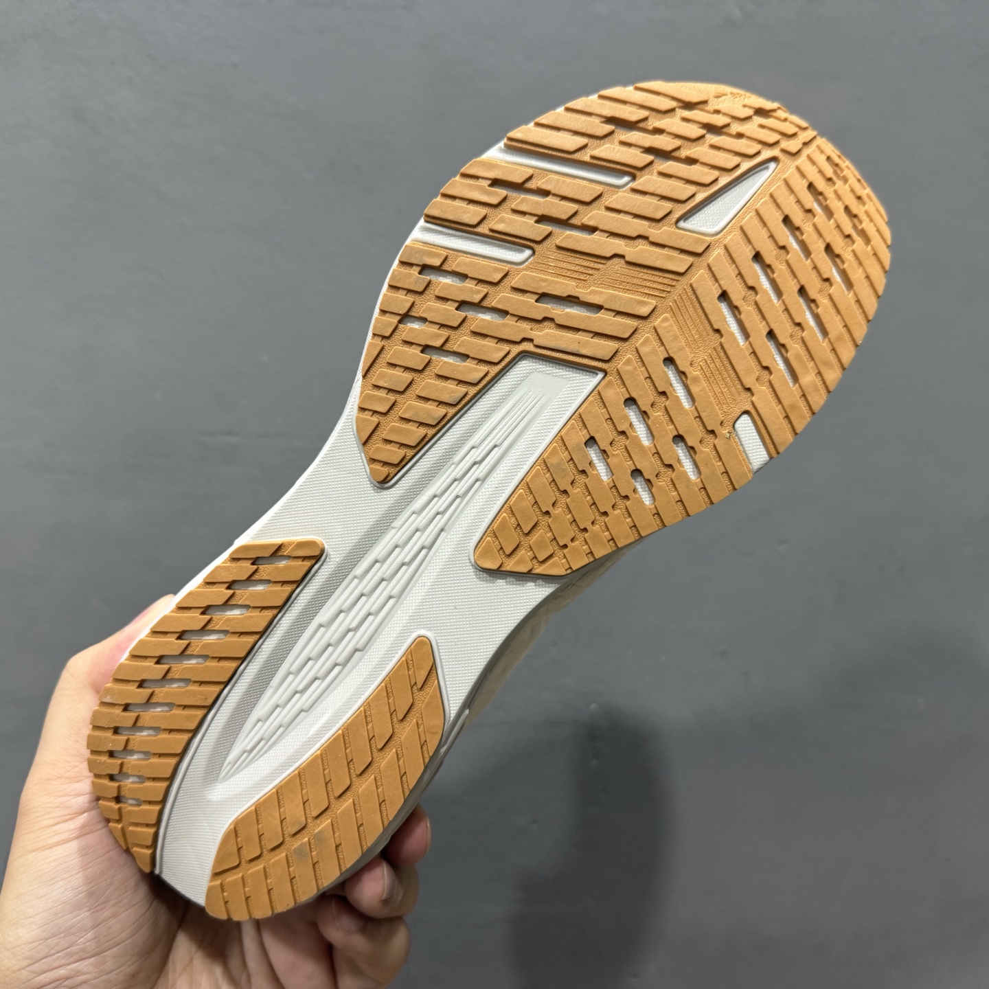 180 外贸热款专供 Brooks 布鲁克斯 Gho 17 网面运动鞋 1104421D048 6201