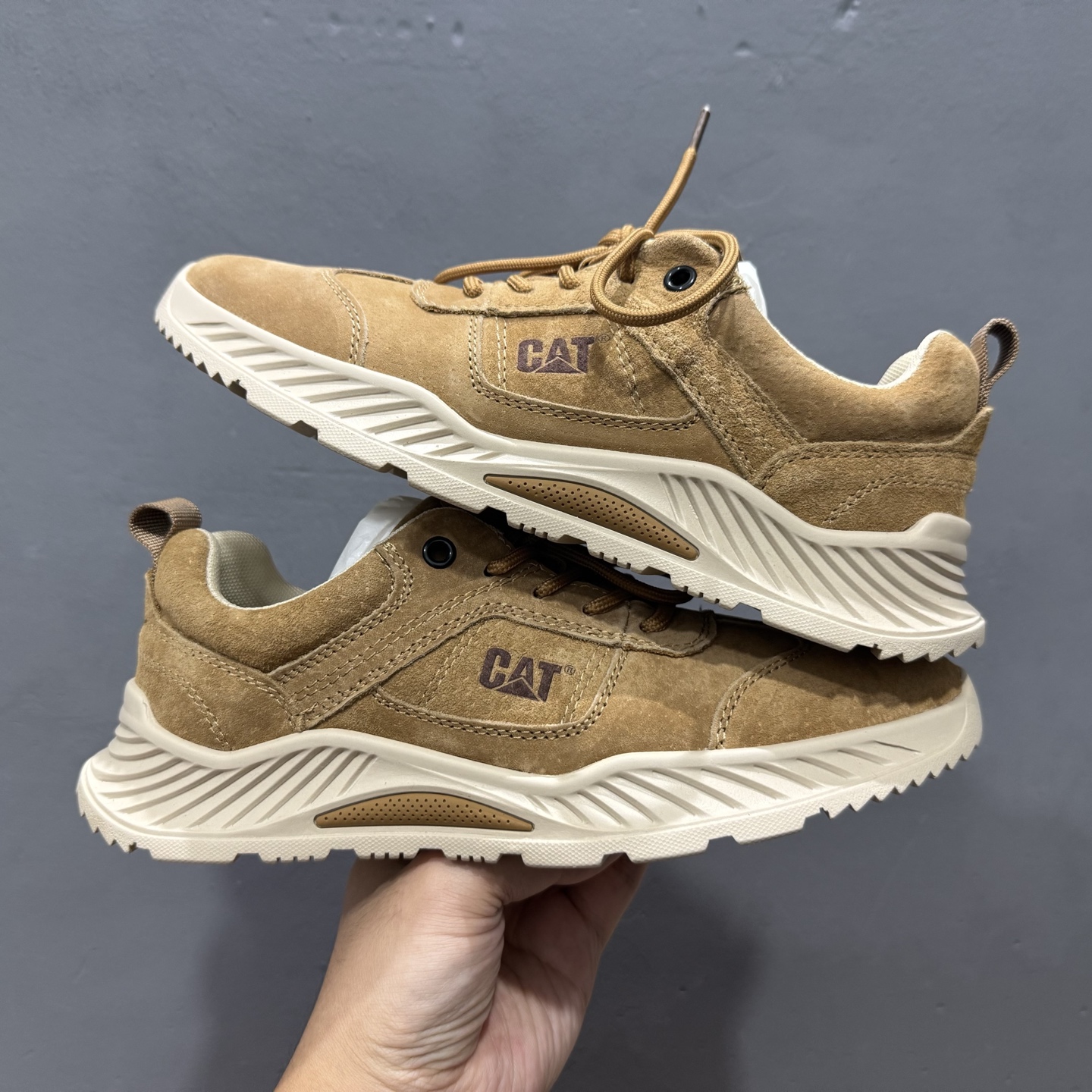 220 新货CAT/卡特 硬汉土机品牌 Tramp Hike Low 户外休闲低帮男鞋