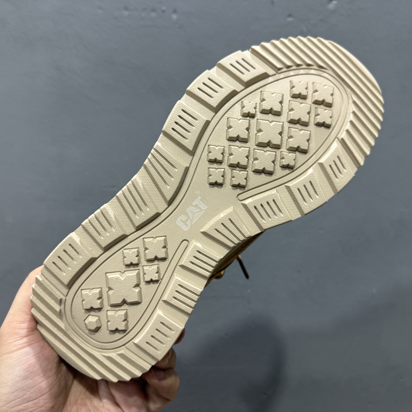 220 新货CAT/卡特 硬汉土机品牌 Tramp Hike Low 户外休闲低帮男鞋