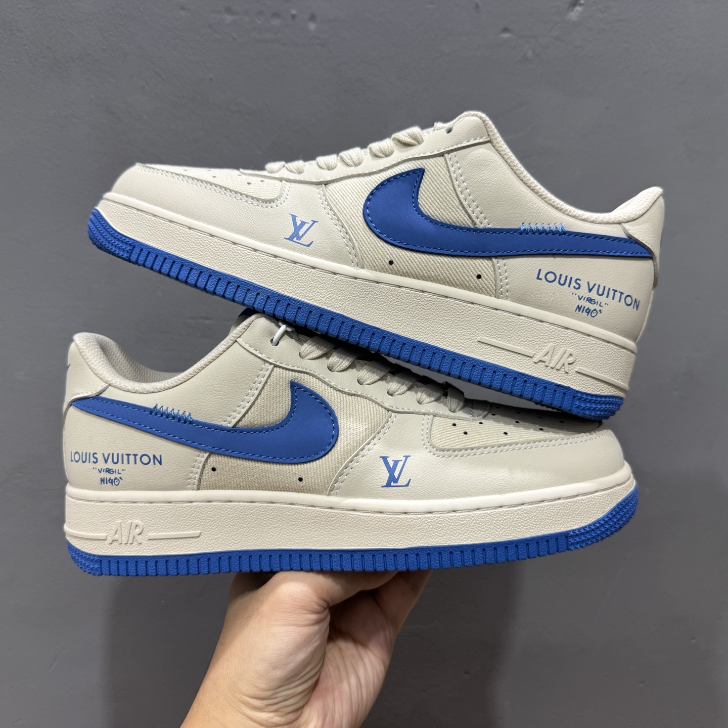 Louis Vuitton x Nike Air Force 1 网面拼接米蓝 QW5836-025