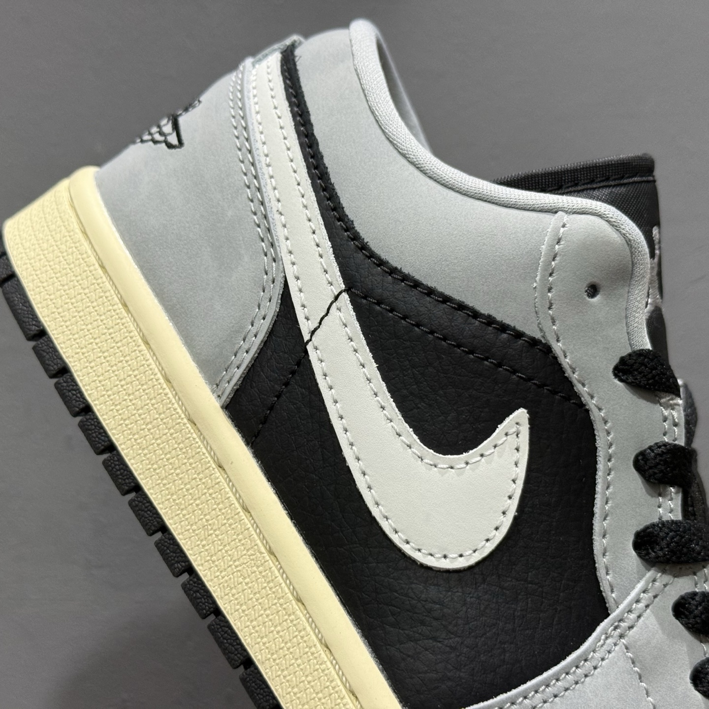 过验版本 Air Jordan 1 Low AJ1 乔1灰黑配色 低帮复古文化篮球鞋 HQ2010-012