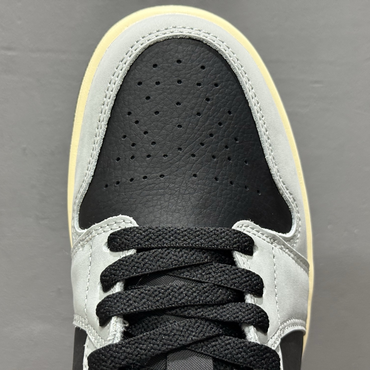 过验版本 Air Jordan 1 Low AJ1 乔1灰黑配色 低帮复古文化篮球鞋 HQ2010-012