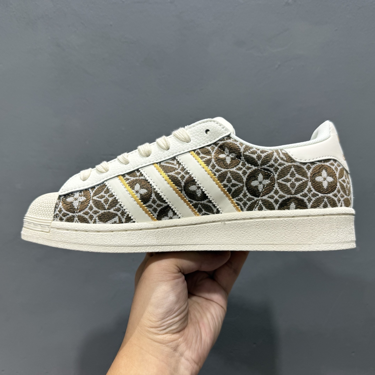 Adidas Originals Superstar 阿迪达斯 三叶草 贝壳头’DIY’系列低帮经典百搭休闲运动板鞋 BZ9865
