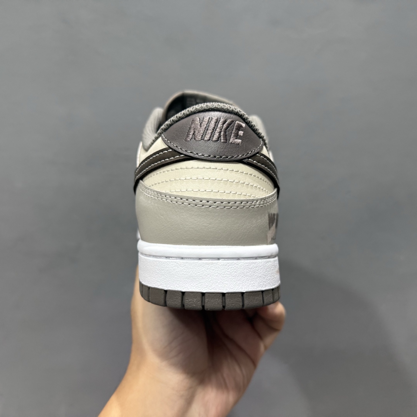 Nike Dunk Low 二手日落 棕灰色 当浅米色主调邂逅深灰与棕的层次 HF5441-111