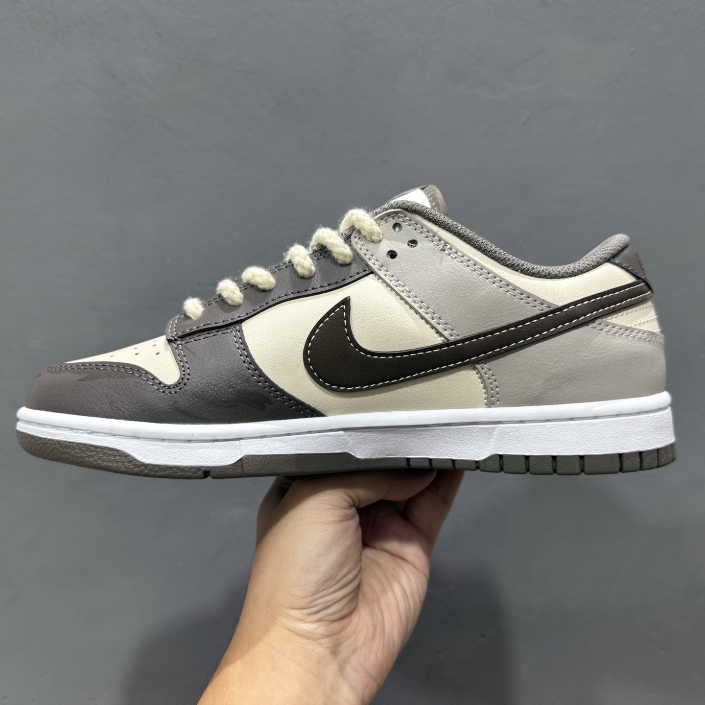 Nike Dunk Low 二手日落 棕灰色 当浅米色主调邂逅深灰与棕的层次 HF5441-111