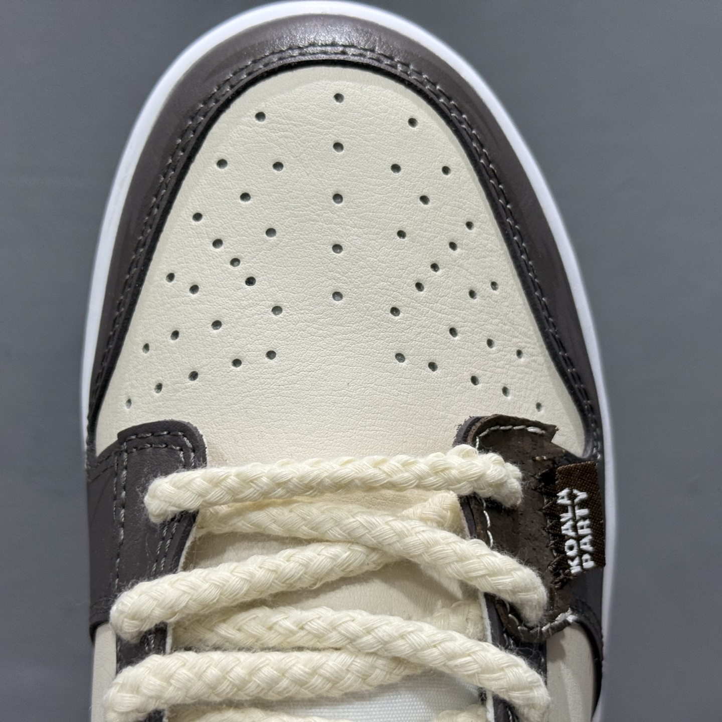 Nike Dunk Low 二手日落 棕灰色 当浅米色主调邂逅深灰与棕的层次 HF5441-111