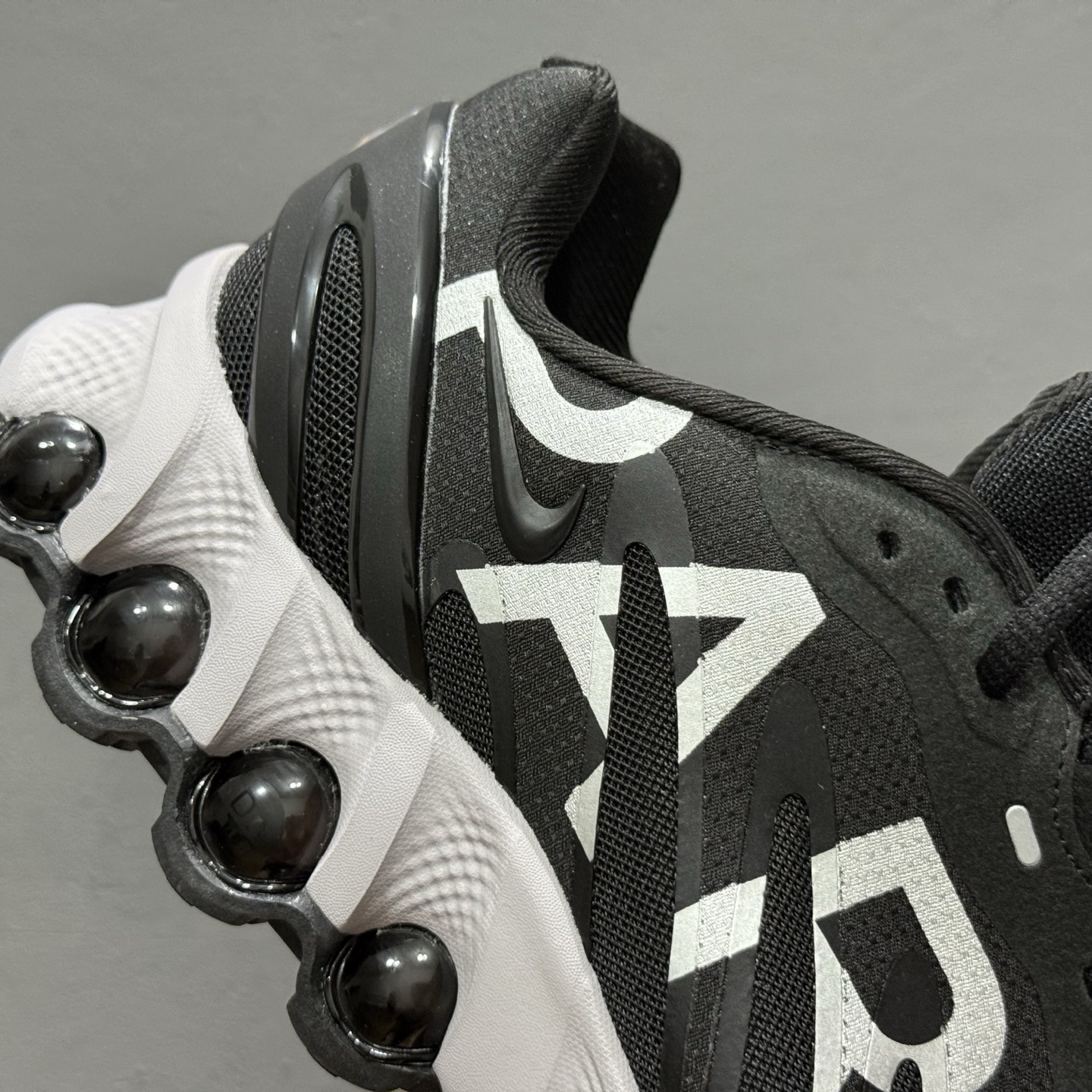 原装级别 Nk Air Dn8 耐克运动舒适减震气垫跑步鞋 FQ7860-036