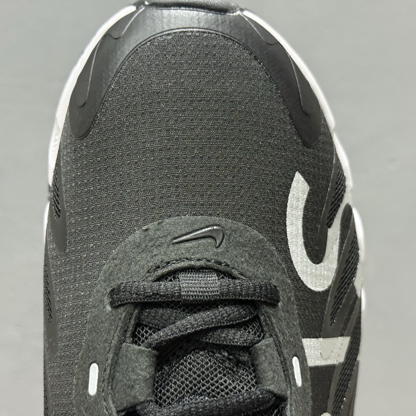 原装级别 Nk Air Dn8 耐克运动舒适减震气垫跑步鞋 FQ7860-036