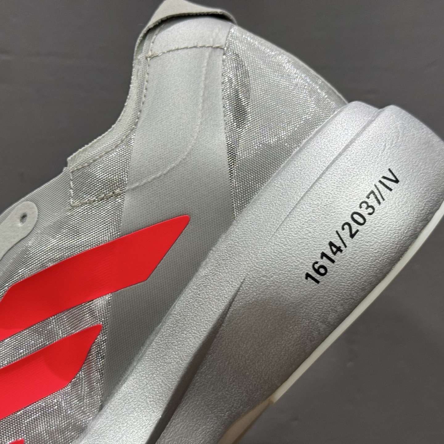 Adidas Adizero Evo SL 阿迪超轻透气缓震跑鞋 JR7259