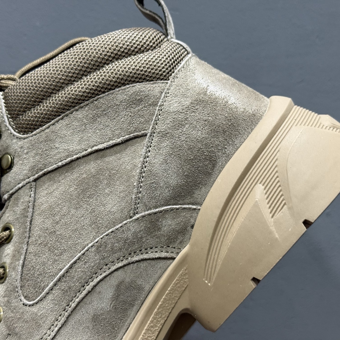 280 Timberland 天伯伦/添柏岚 低帮工装鞋 TB10088-Chinese UA Cheap High Quatity Brand Clothes Bags handbags Sneakers wholesale wholesaler seller from China Factory suppliers Fashion Clothing Shoes best Quality Beautiful Price 280 Timberland 天伯伦/添柏岚 低帮工装鞋 TB10088