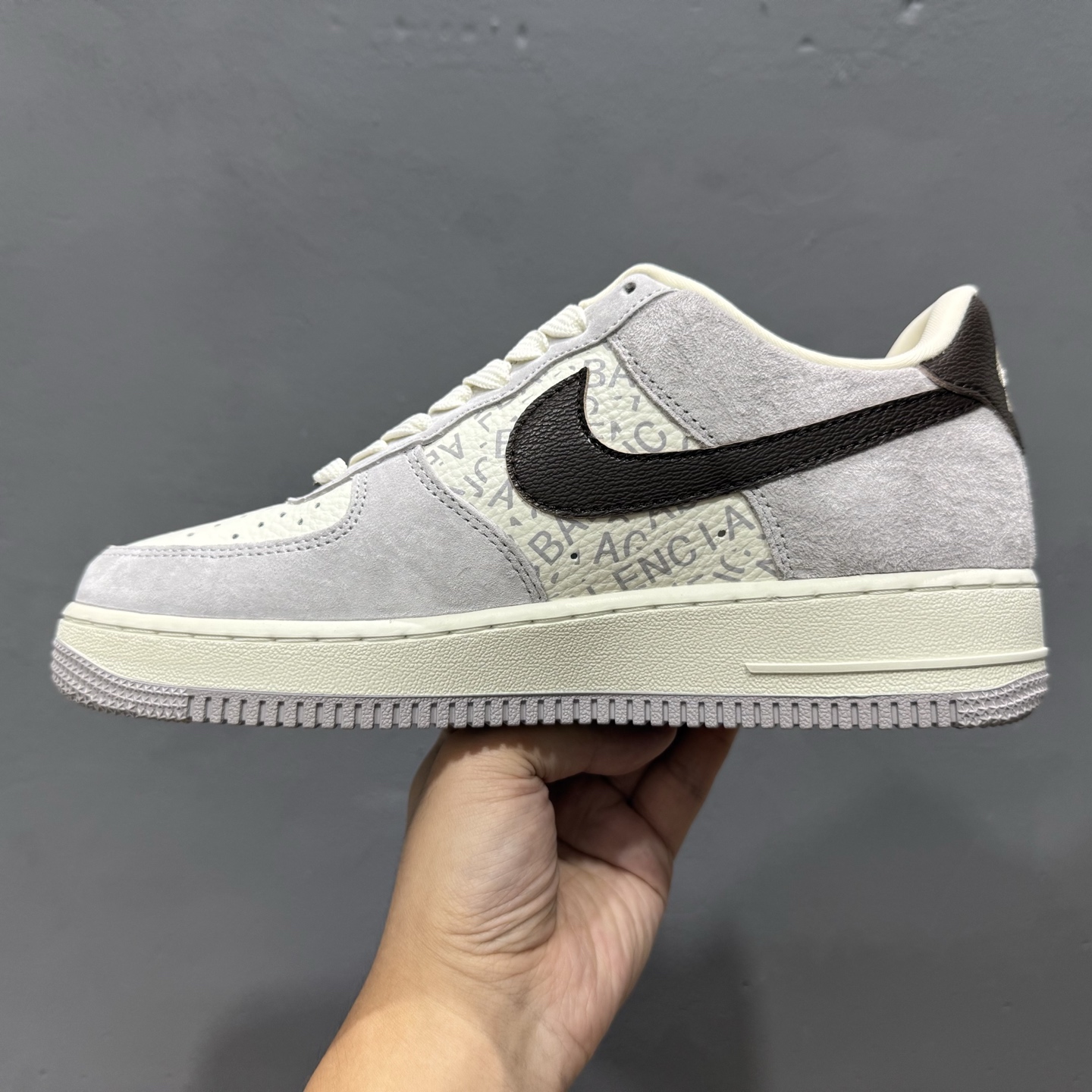 260 Balenciaga x NIke Air Force 1 白棕 YF9511-806