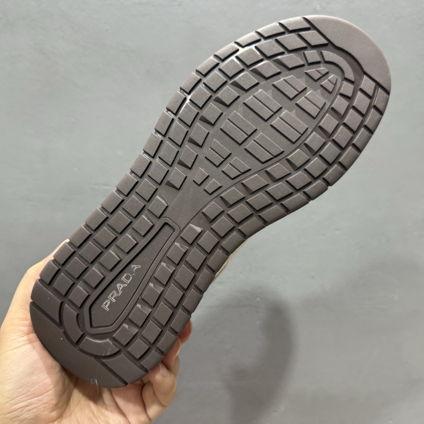 420 新货PRADA 普拉达 厚底徽标 低帮休闲运动鞋-Chinese UA Cheap High Quatity Brand Clothes Bags handbags Sneakers wholesale wholesaler seller from China Factory suppliers Fashion Clothing Shoes best Quality Beautiful Price 420 新货PRADA 普拉达 厚底徽标 低帮休闲运动鞋