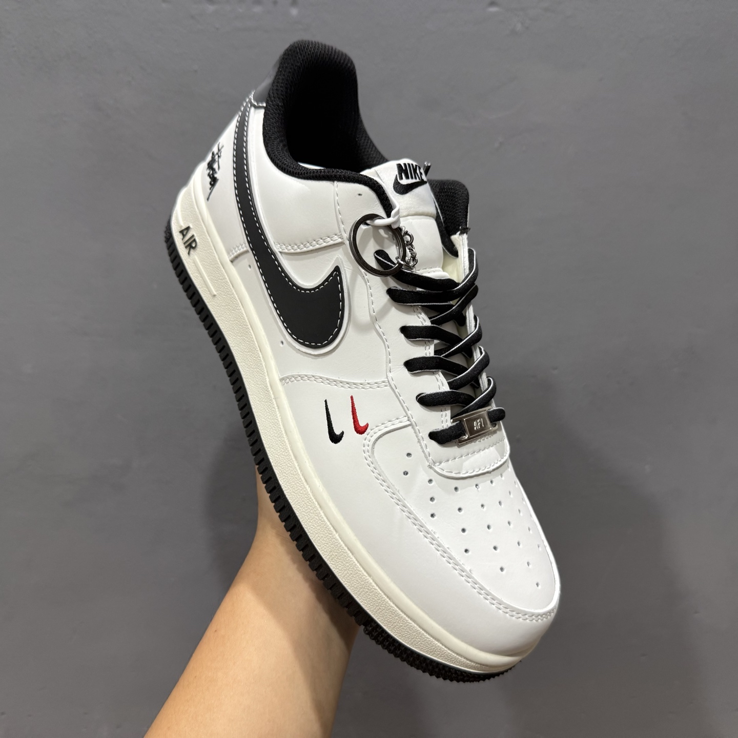 Nike Air Force 1'07 Low 斯图西联名 米黑勾黑底 空军一号低帮休闲板鞋 CS5288-037