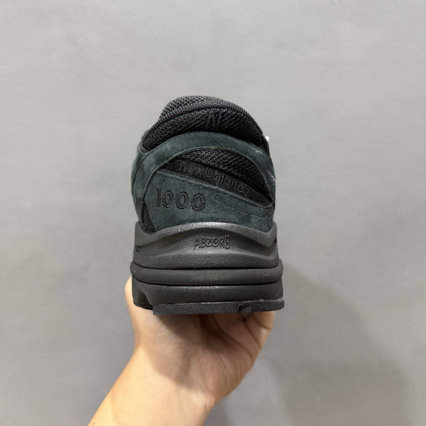 ￥240 New Balance 1000系列 复古老爹风低帮休闲运动跑步鞋 M1000LA