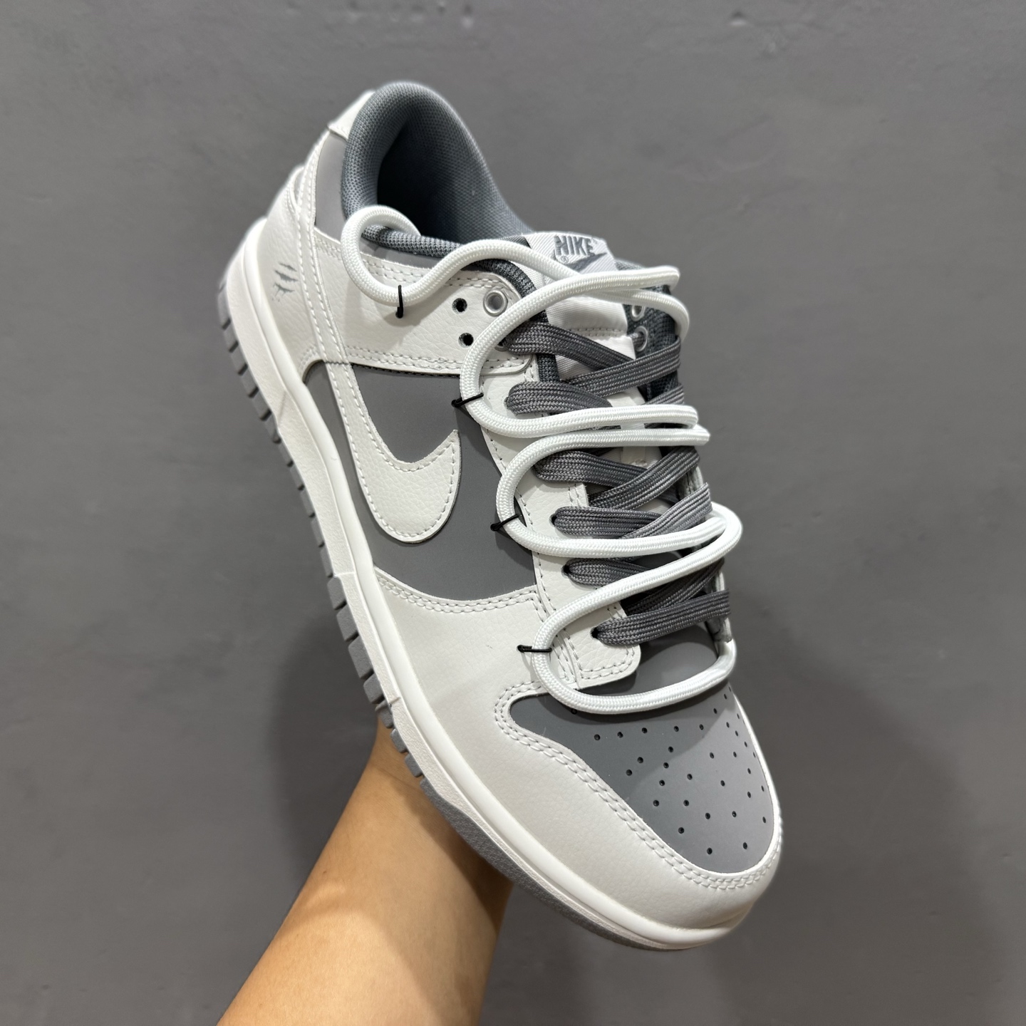 Nike Dunk Low 封狼居胥 白灰 当白与灰化作鞋身主调 WG0528-111