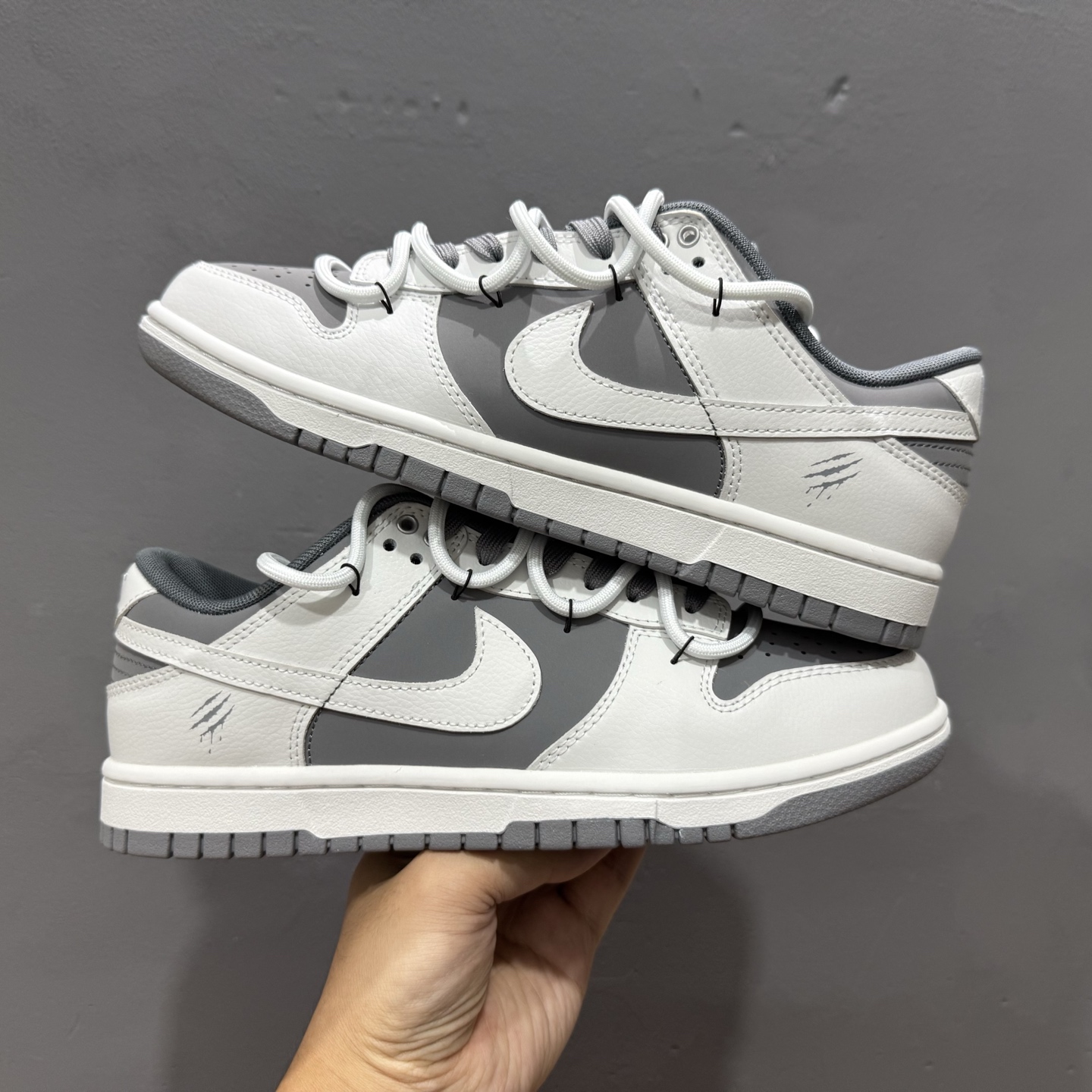 Nike Dunk Low 封狼居胥 白灰 当白与灰化作鞋身主调 WG0528-111