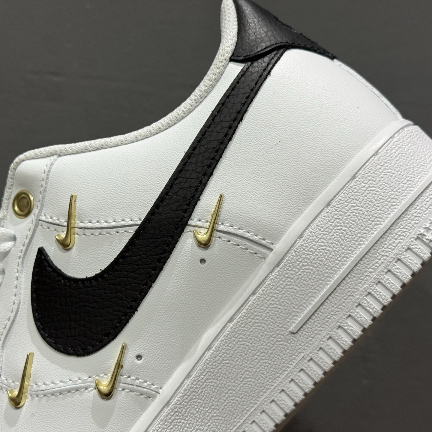 Nike Air Force 1 Low 白黑迷你勾 ZH0316-113