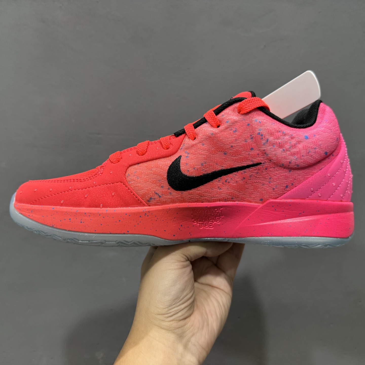 NK JA 2 ”施华洛世奇” ”圣枪” 莫兰特二代 男子实战篮球鞋 IF0302-600