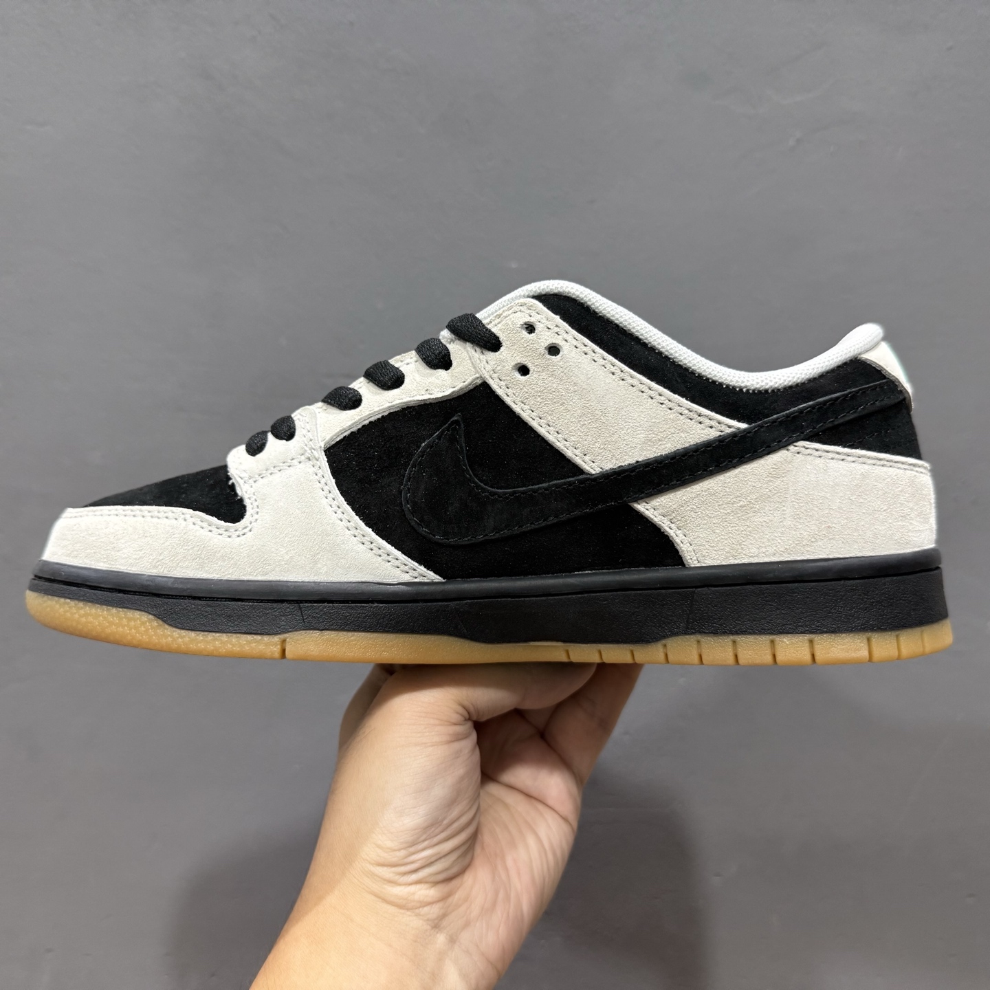 Nike Dunk SB ”Black Pigeon” 黑灰 HF3704-001 Nike Dunk SB ”Black Pigeon” 黑灰 HF3704-001