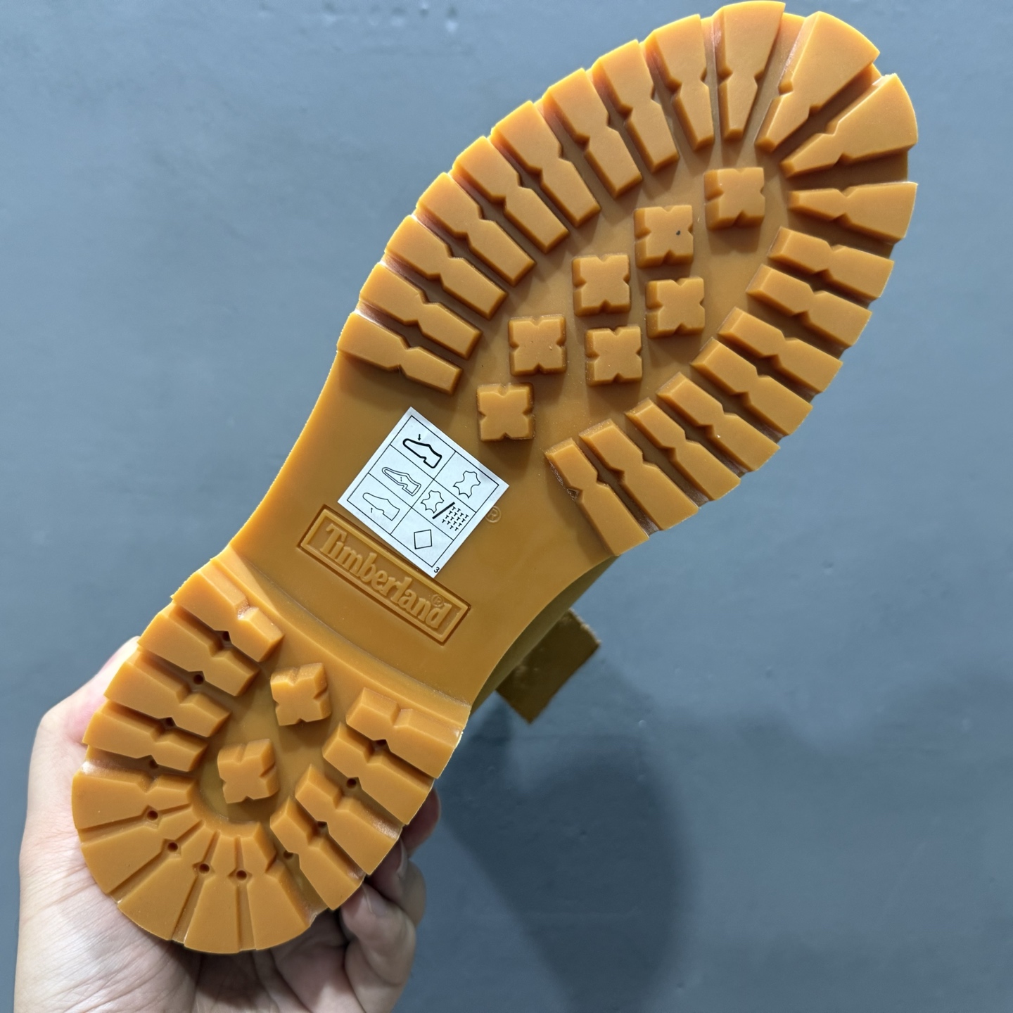 280 广东中山版添柏岚Timberland踢不烂/经典款黄色高帮 女款六孔型号10361男款七孔型号10061