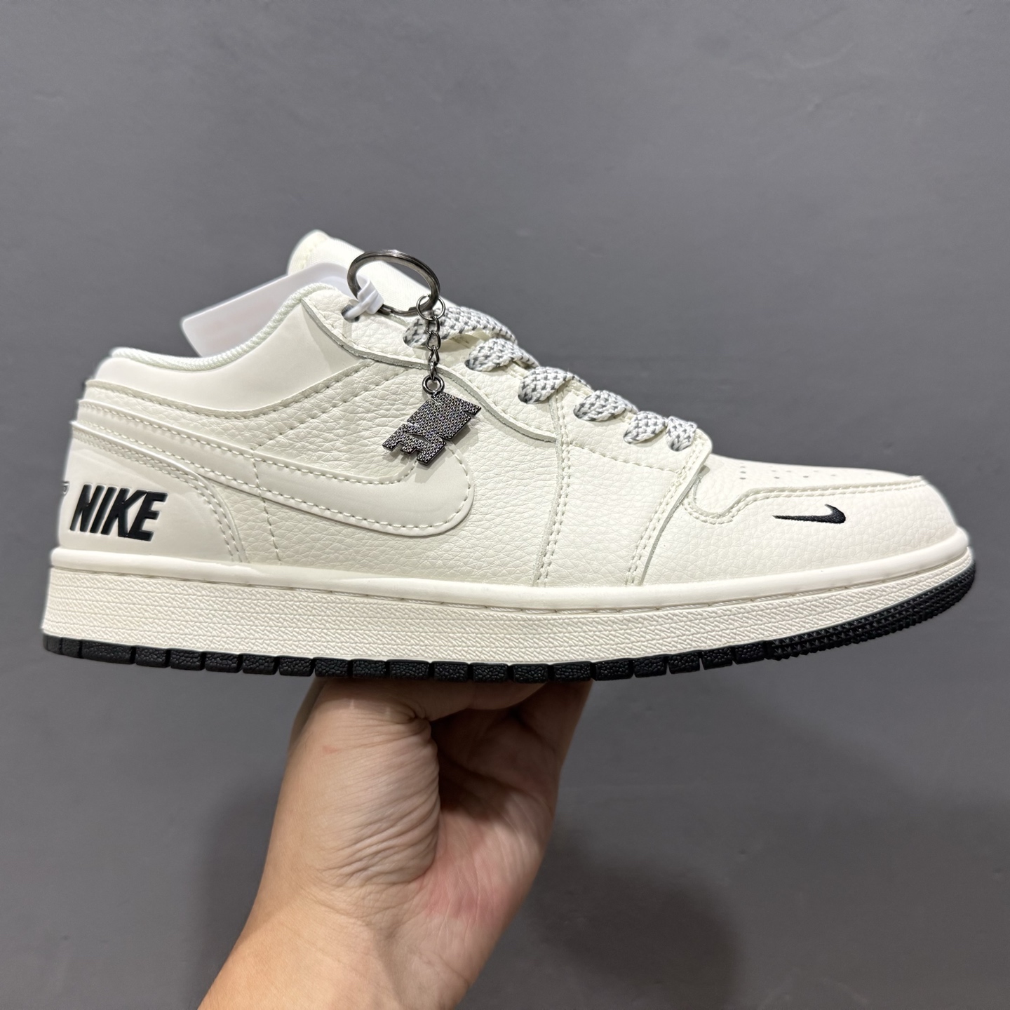 Air Jordan 1 Low AJ1 乔1 经典黑 高端定制 低帮复古篮球鞋 XX3168-219