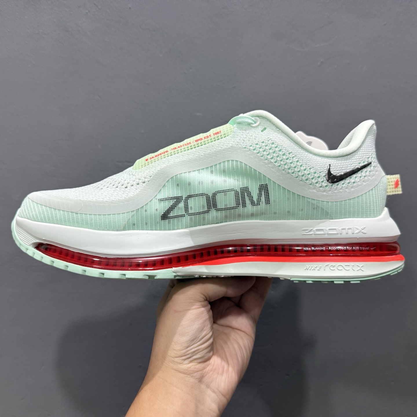 Nike Air Zoom Pegasus Premium 耐克 新款气垫缓震休闲跑步鞋 HQ2592-301