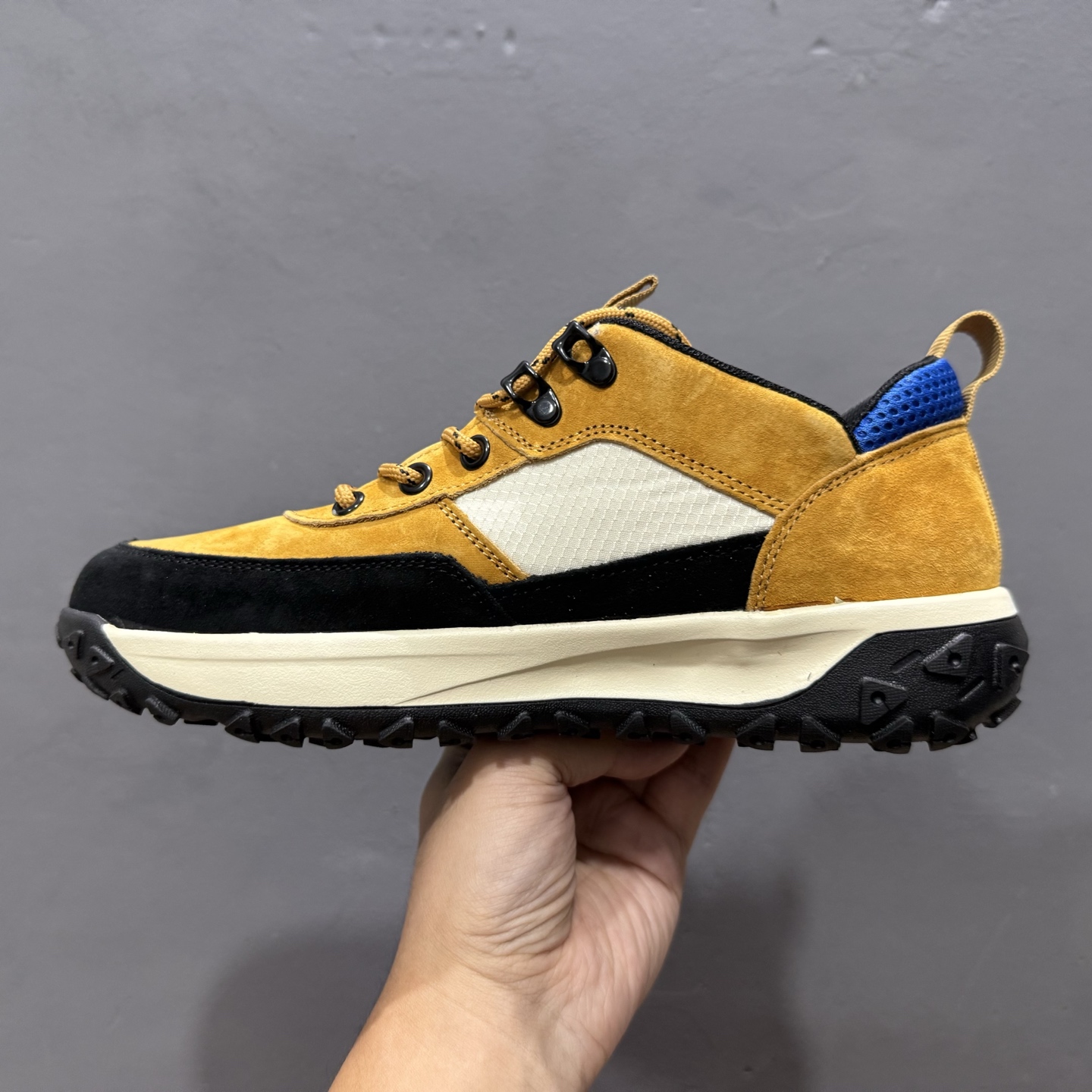 220 Timberland 添柏岚/天伯伦 客制款 户外低帮休闲鞋 A42EW
