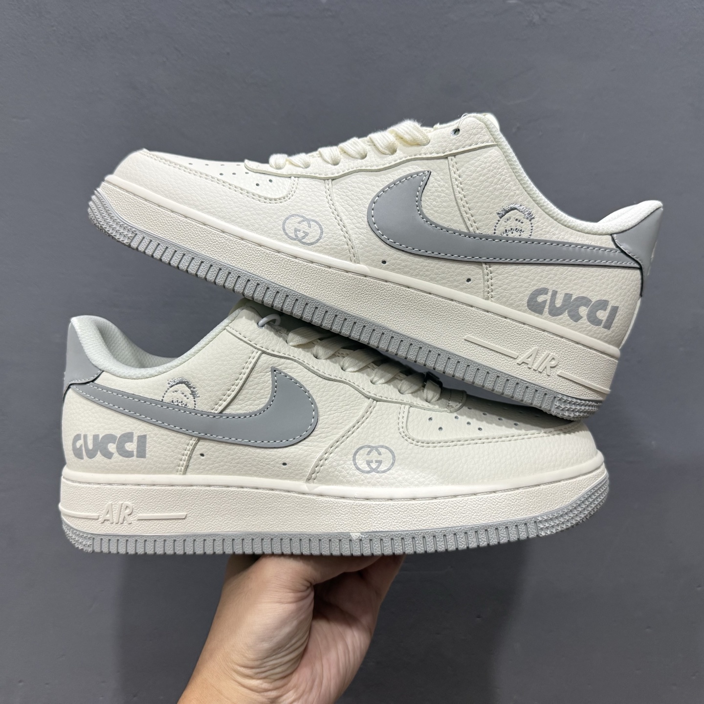 Nike Air Force 1'07 Low 古驰联名 鬼脸米灰 空军一号 低帮休闲板鞋 QW5836-024-莆田鞋,莆田鞋货源,高仿鞋,高仿鞋货源,安福档口,莆田高仿鞋,莆田鞋批发,高仿鞋批发,莆田高仿运动鞋,高仿运动鞋,莆田运动鞋 Nike Air Force 1'07 Low 古驰联名 鬼脸米灰 空军一号 低帮休闲板鞋 QW5836-024