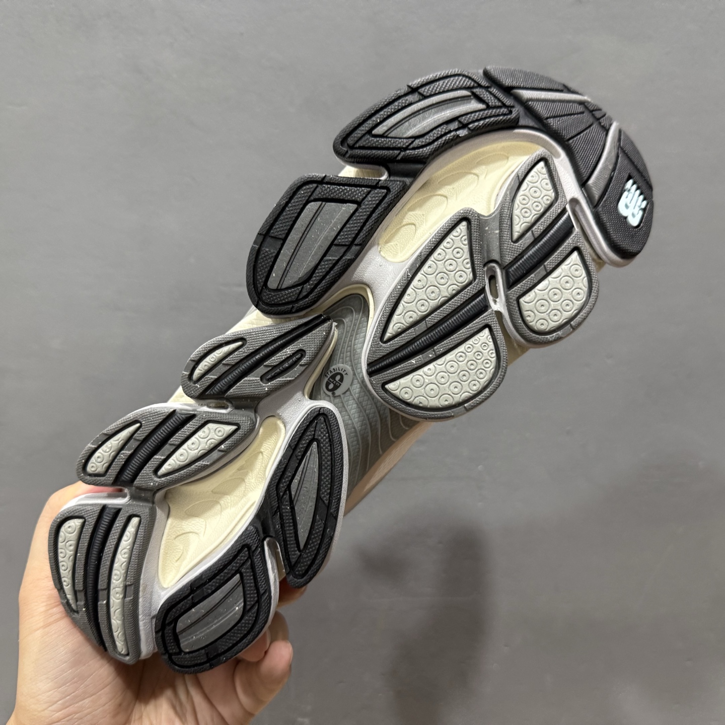 240 大厂出品 New Balance ABZORB 2000 黑绿色 U20005f9