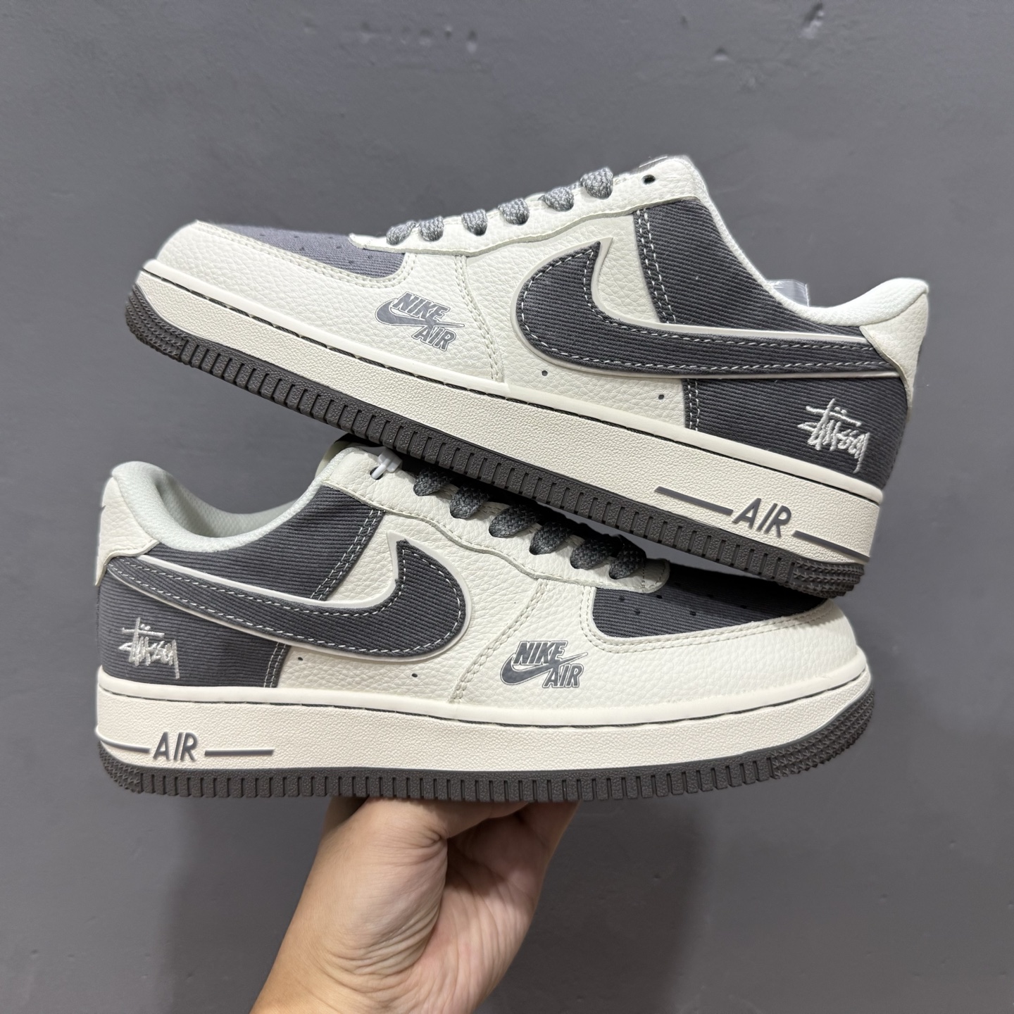 Stussy x Air Force 1 Low 米灰皮布拼接 JP8028-011