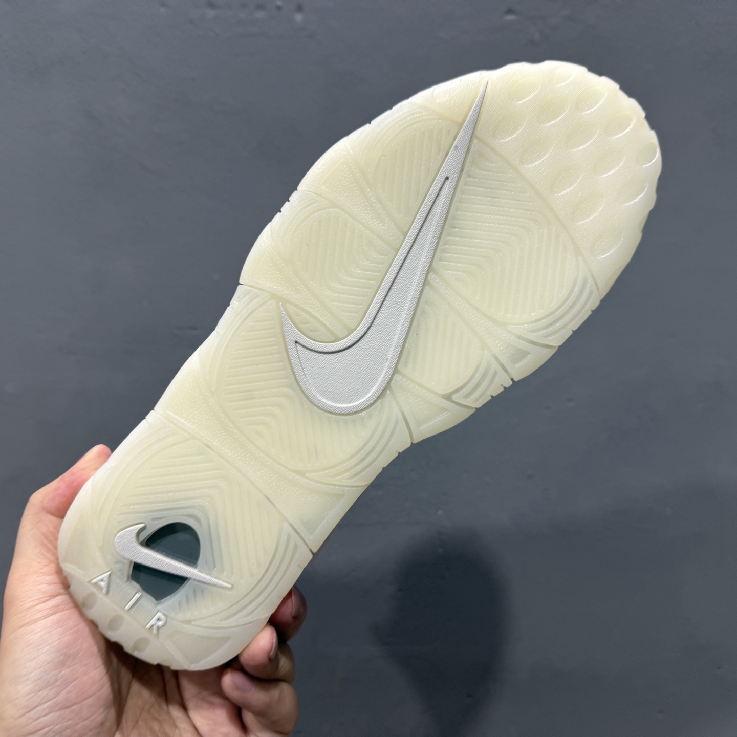 Air More Uptempo 白黑涂鸦 DQ5014-100