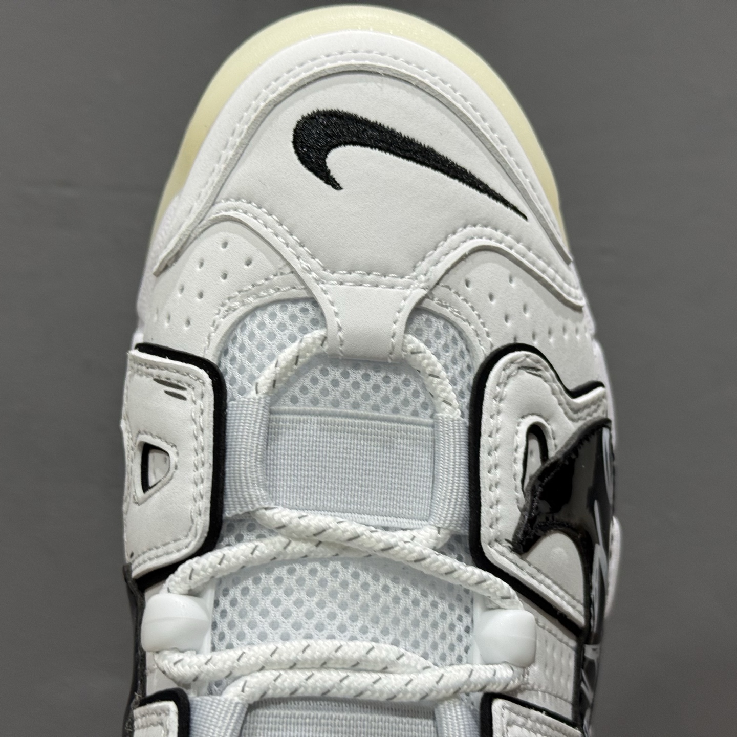 Air More Uptempo 白黑涂鸦 DQ5014-100