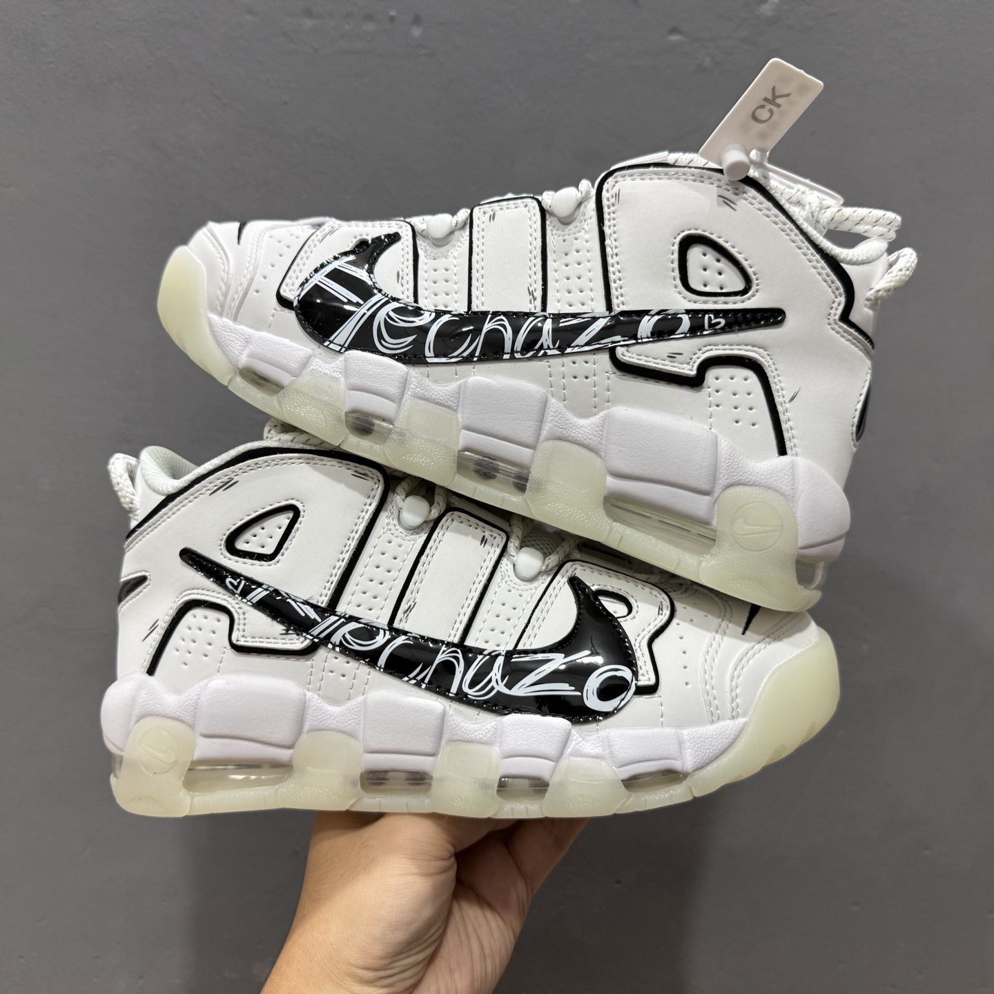 Air More Uptempo 白黑涂鸦 DQ5014-100