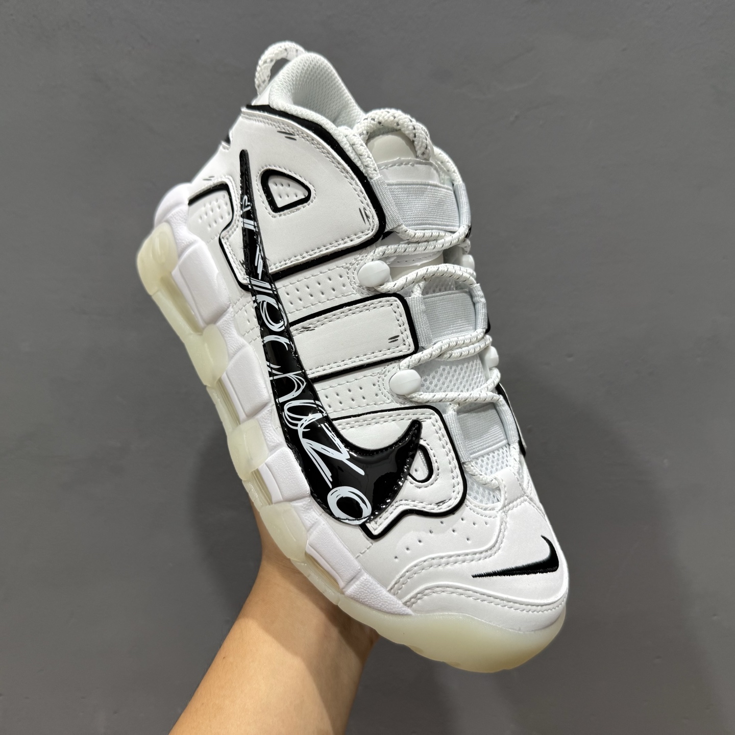 Air More Uptempo 白黑涂鸦 DQ5014-100