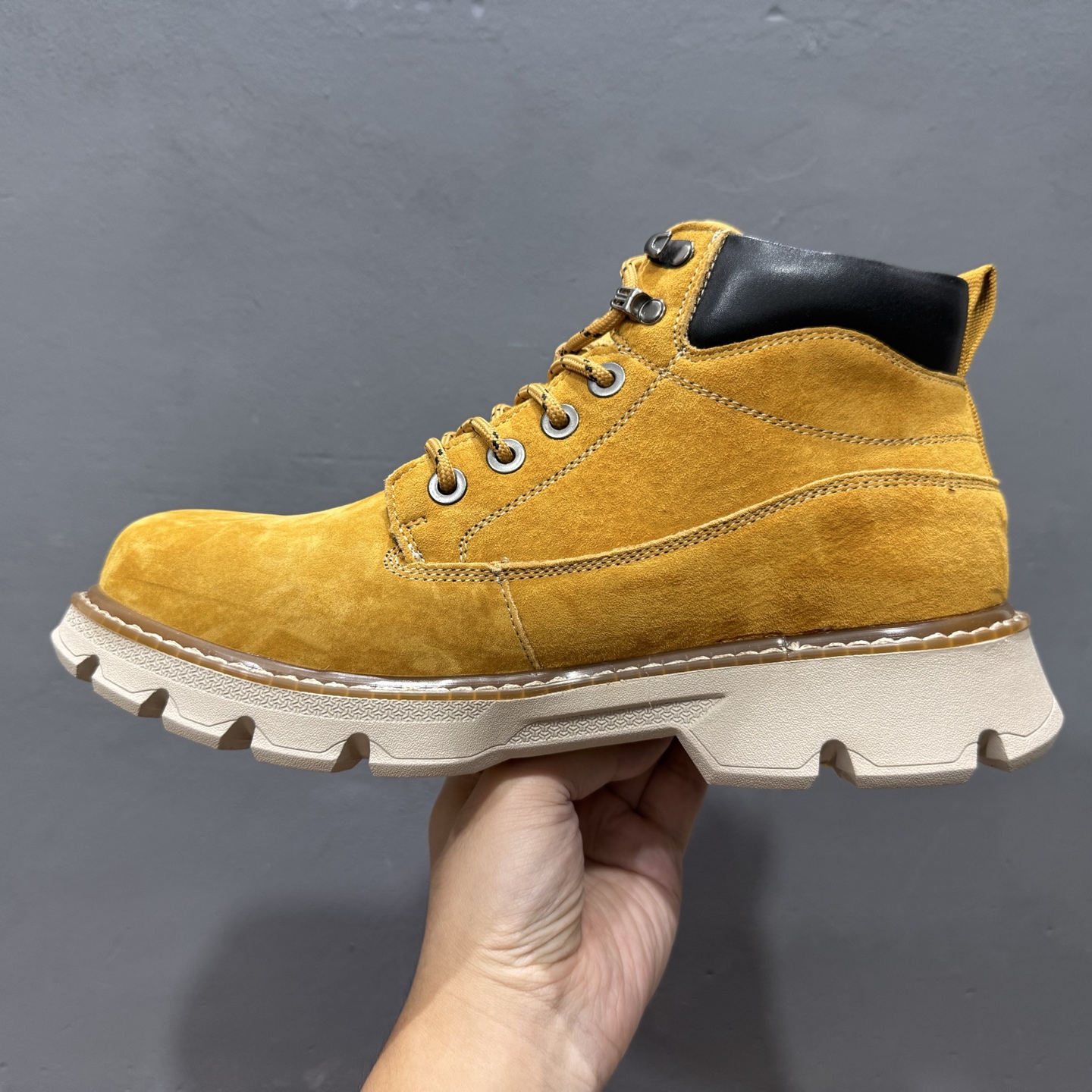 280 UGG Tasman Weather Hybrid 塔斯曼混合系列中帮轻量休闲马丁靴