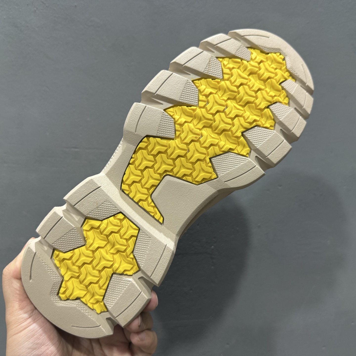 280 UGG Tasman Weather Hybrid 塔斯曼混合系列中帮轻量休闲马丁靴