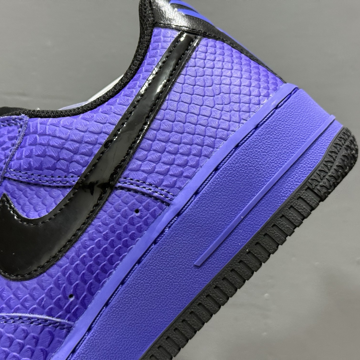 耐克Nike AIR FORCE 1‘07 空军一号低帮百搭休闲运动板鞋 II7062-500