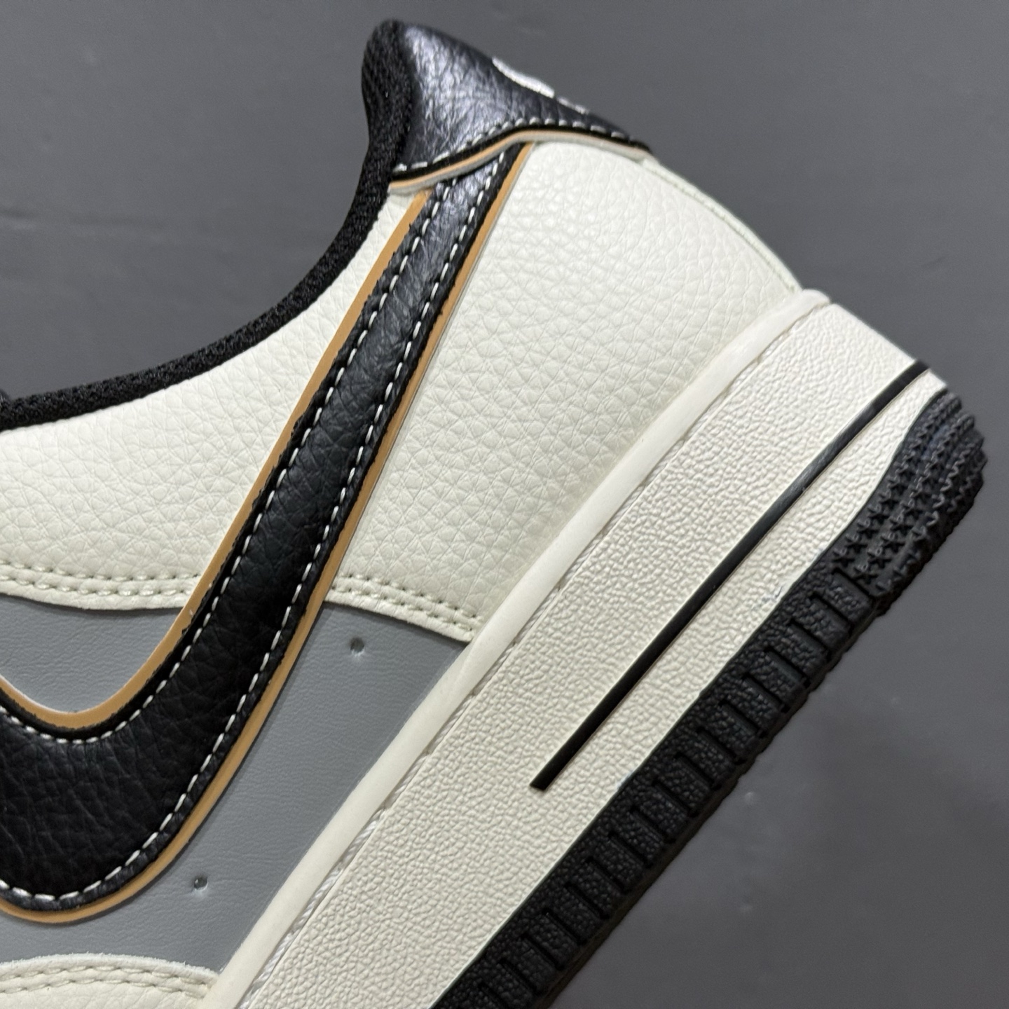 NIke Air Force 1 '07 Low “青衣虾仁——大明不妙曲”空军一号 低帮 运动鞋 休闲鞋 SM6668-118