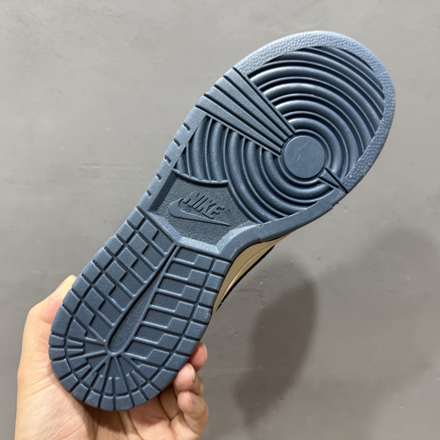 Nike SB Dunk Low LV联名 奶灰深蓝 高端定制 低帮休闲板鞋 SC0601-477