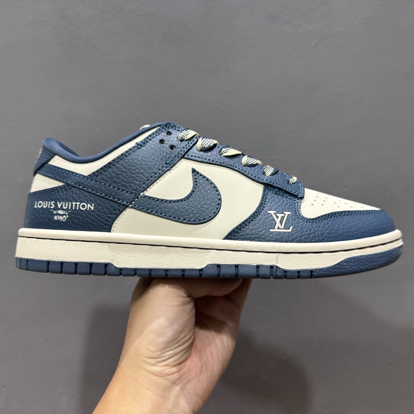 Nike SB Dunk Low LV联名 奶灰深蓝 高端定制 低帮休闲板鞋 SC0601-477