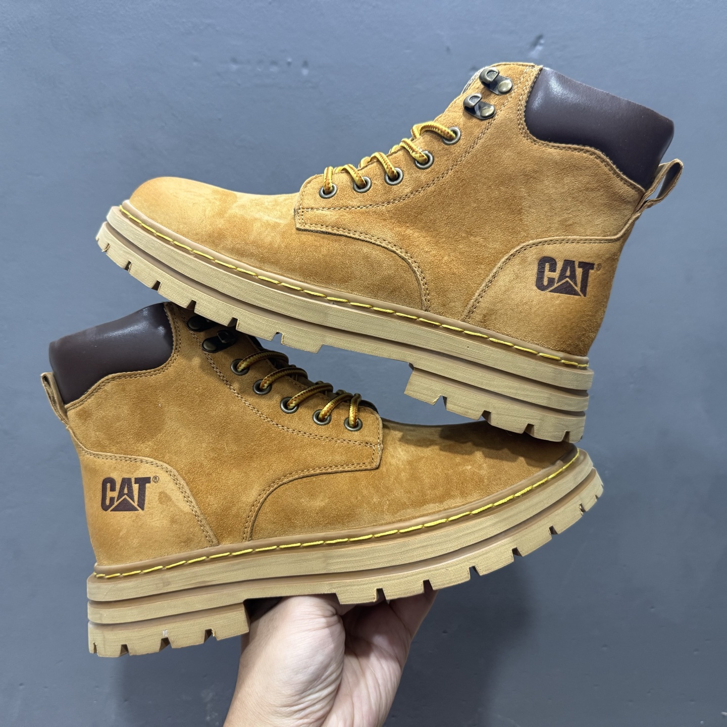 280 UGG Tasman Weather Hybrid 塔斯曼混合系列中帮轻量休闲马丁靴