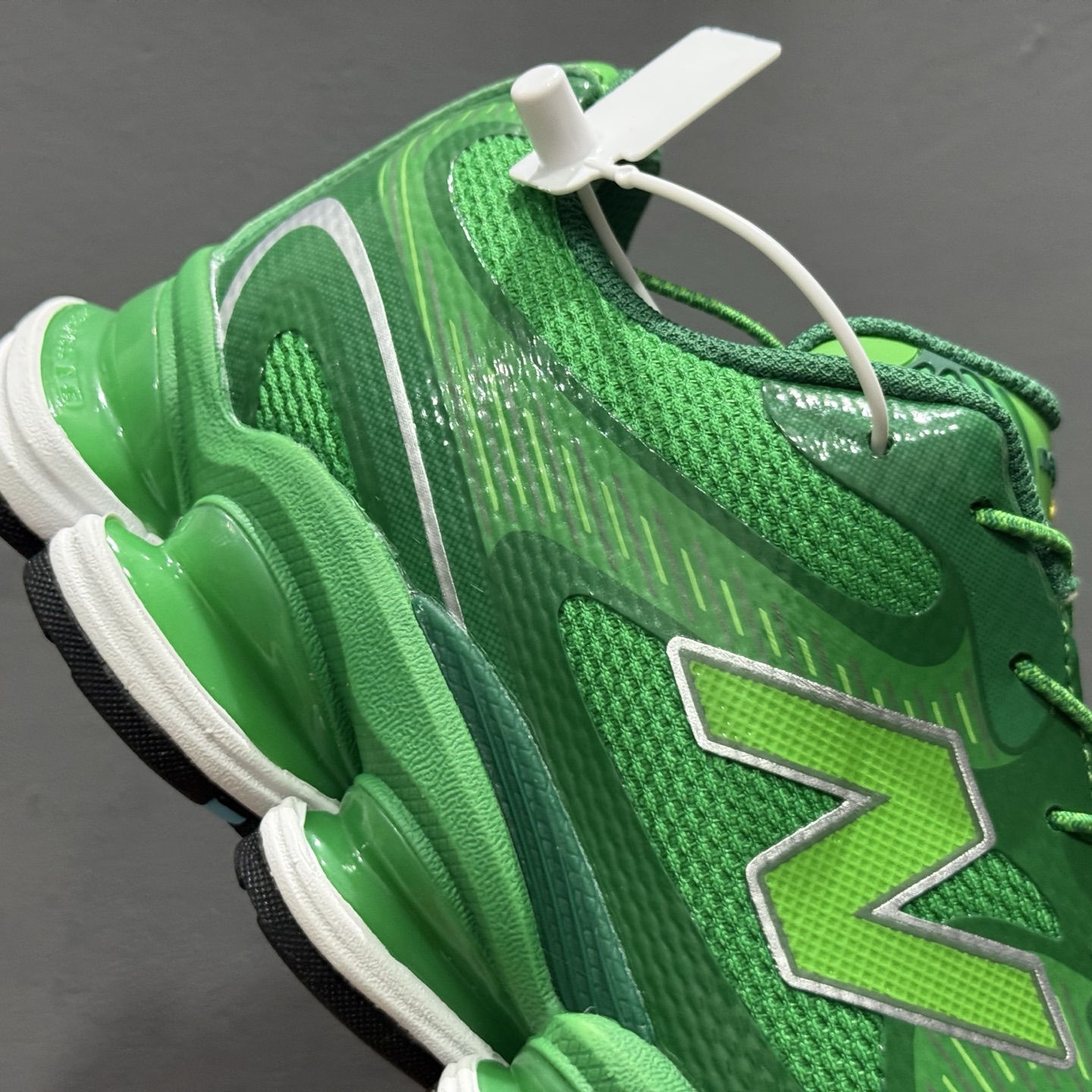 New Balance 新百伦 网面休闲鞋 U2000ME