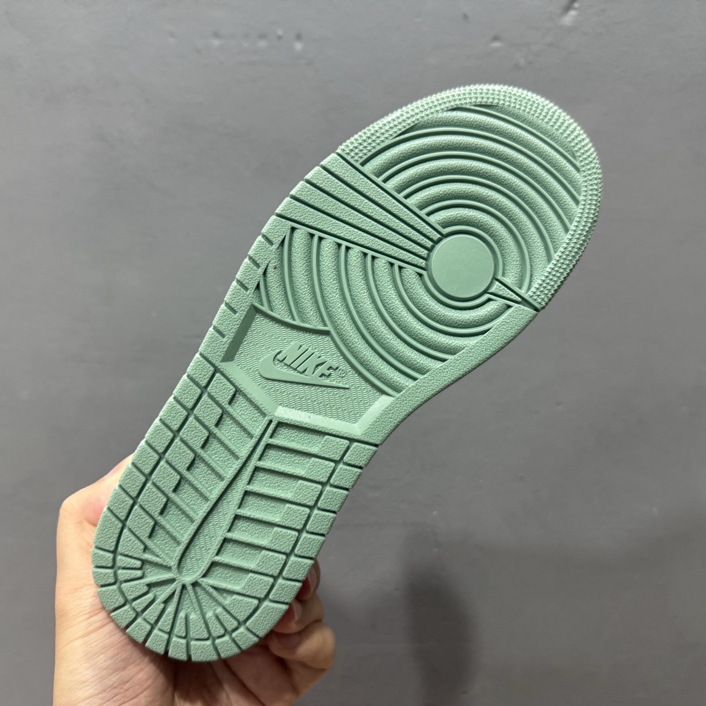 260 过验版本 Air Jordan 1 Mid AJ1乔1中帮文化篮球鞋 BQ6472-138