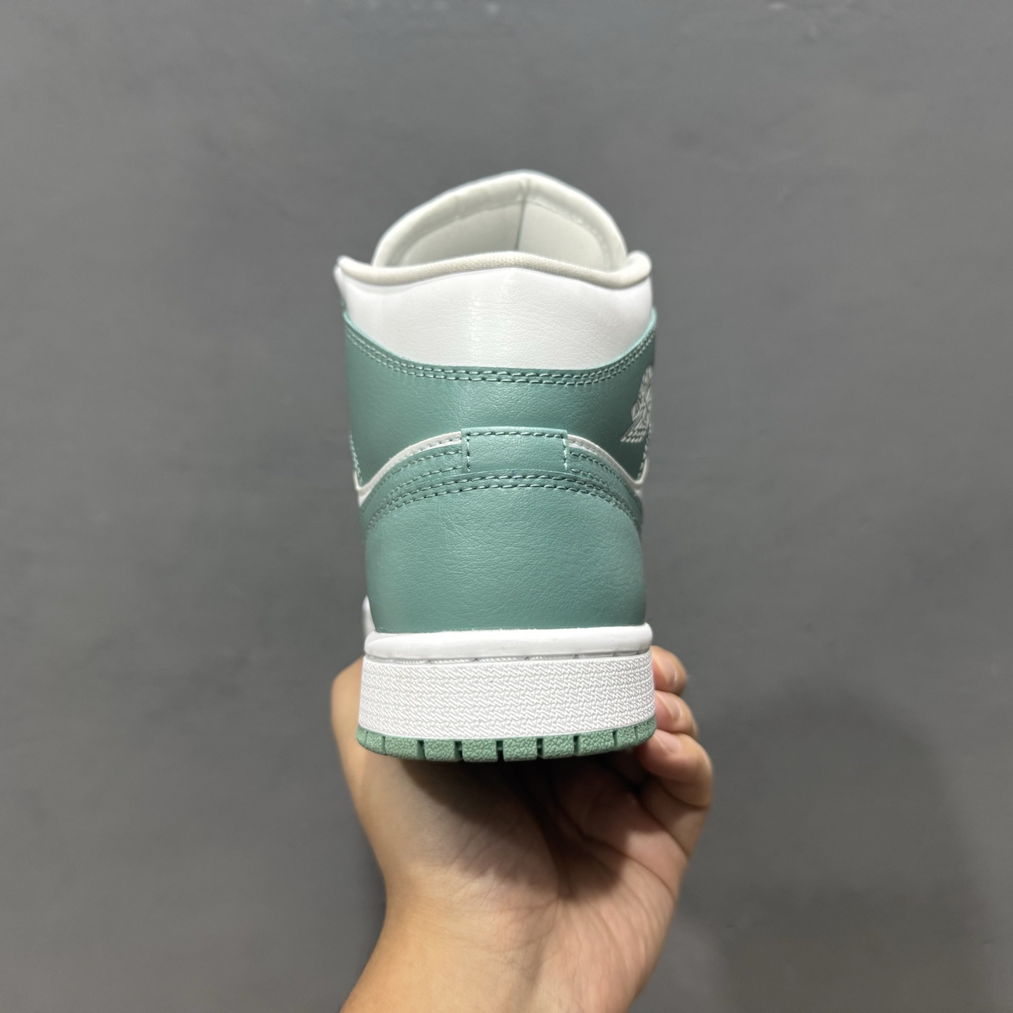 260 过验版本 Air Jordan 1 Mid AJ1乔1中帮文化篮球鞋 BQ6472-138